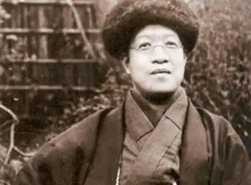 两个耳光,成就梁启超磊落一生,成年人的世界,哪有容易二字