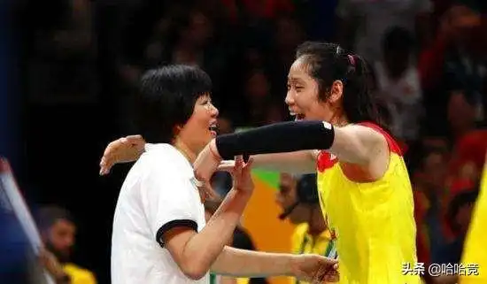 中国女排队长朱婷感恩郎平,母亲节向恩师送上最真挚的感谢
