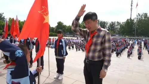 童心向党党的光辉照我心南开区少工委举行传承红色基因争做新时代好队员2021年新队员入队仪式