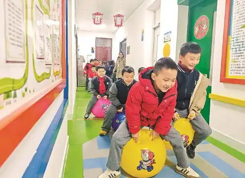 热腾腾的课间十分钟很欢乐
