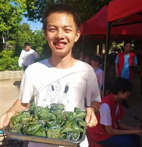 大手拉小手包粽子品端午
