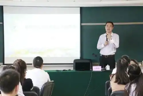 让青春在无悔的奋斗中闪光